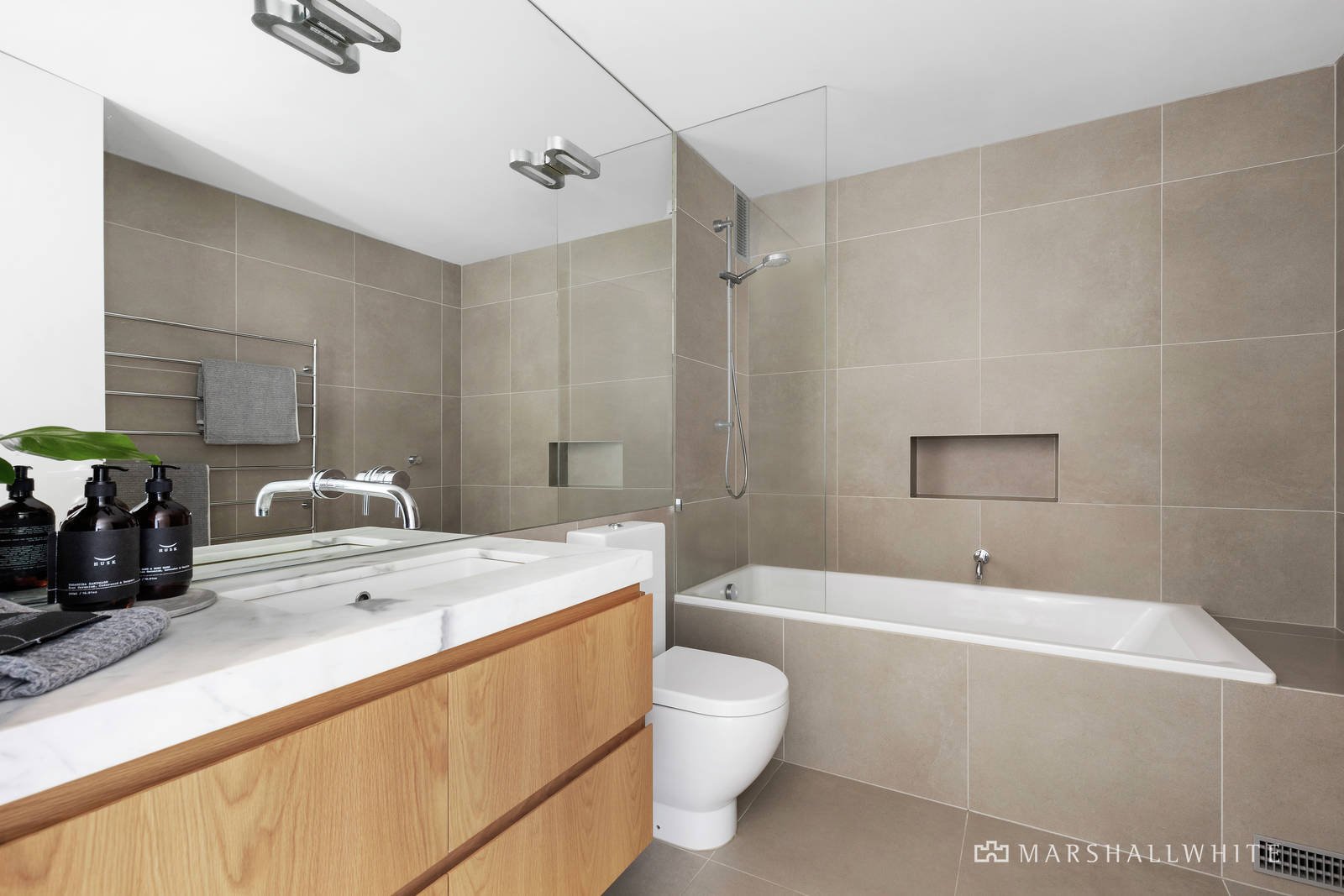 13 Arthur Street, Caulfield North, VIC