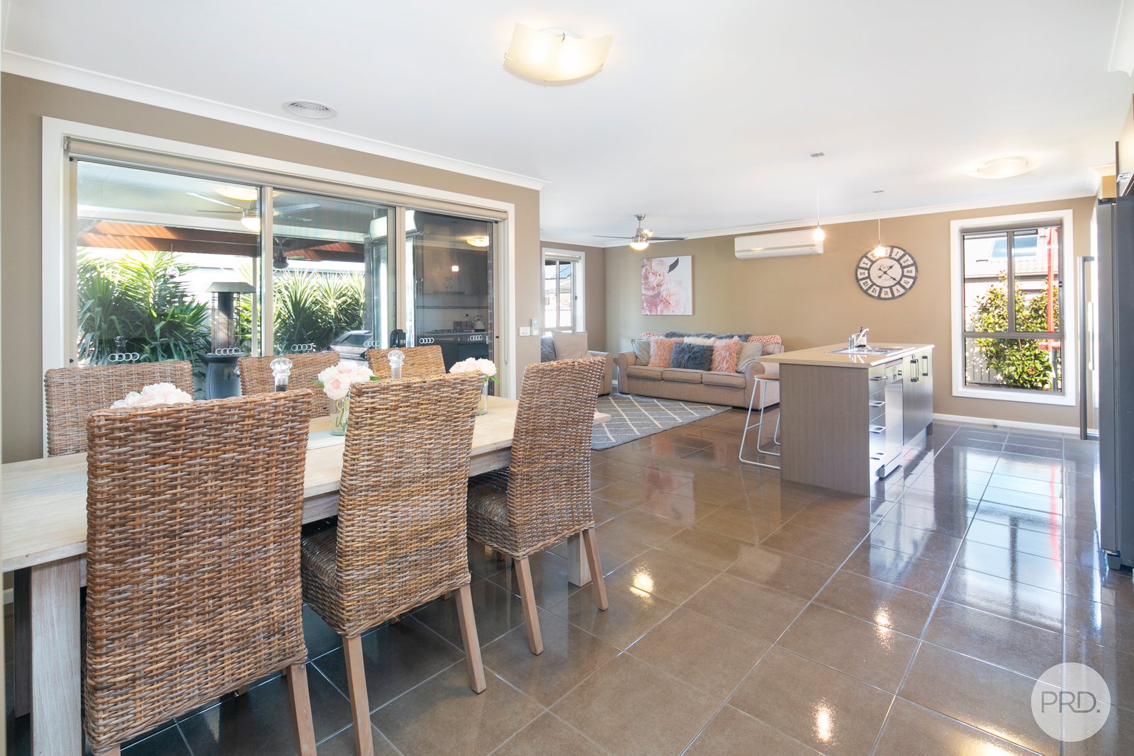 13 Ascot Gardens Drive DELACOMBE 6