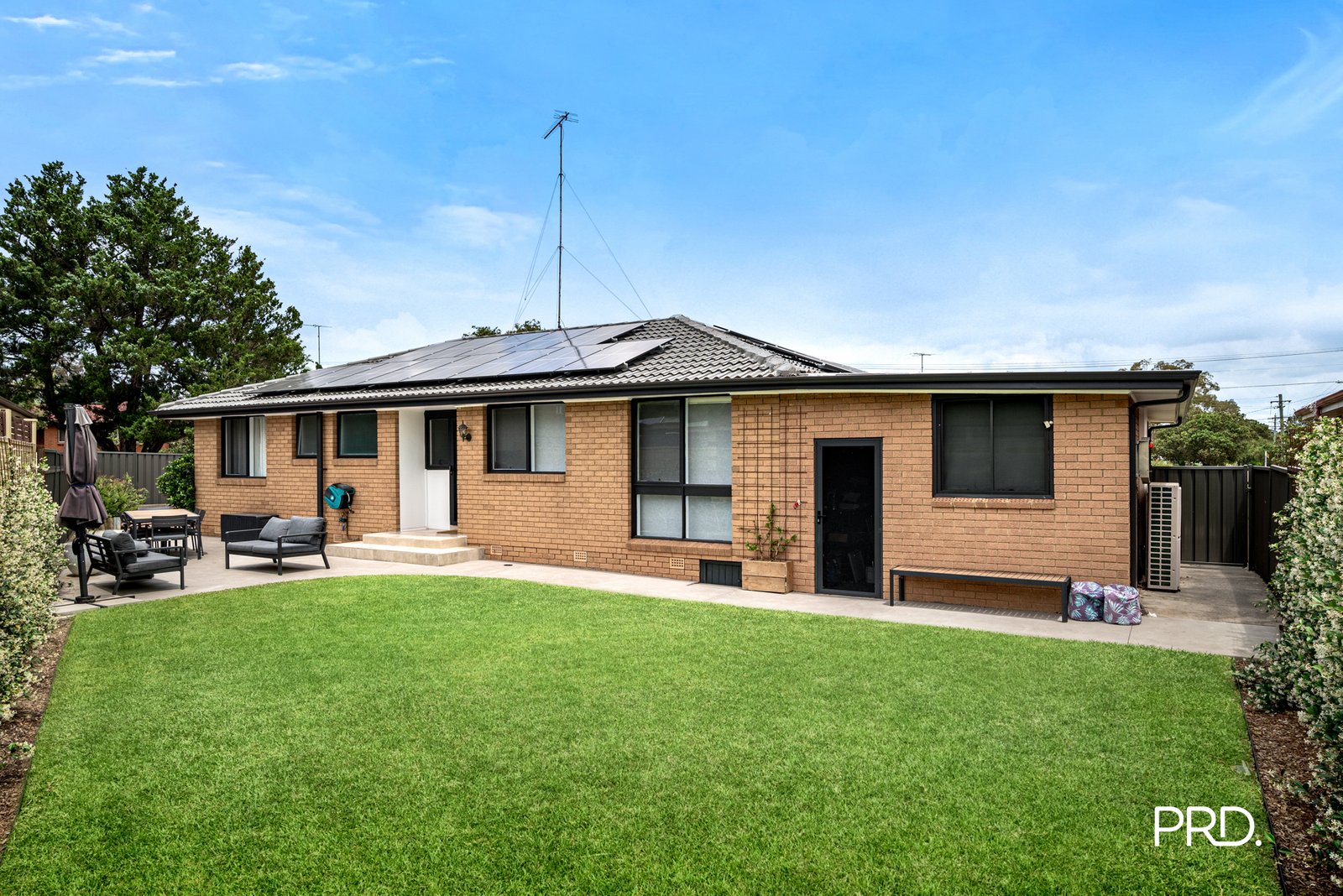 13 Aston Avenue SOUTH PENRITH 11