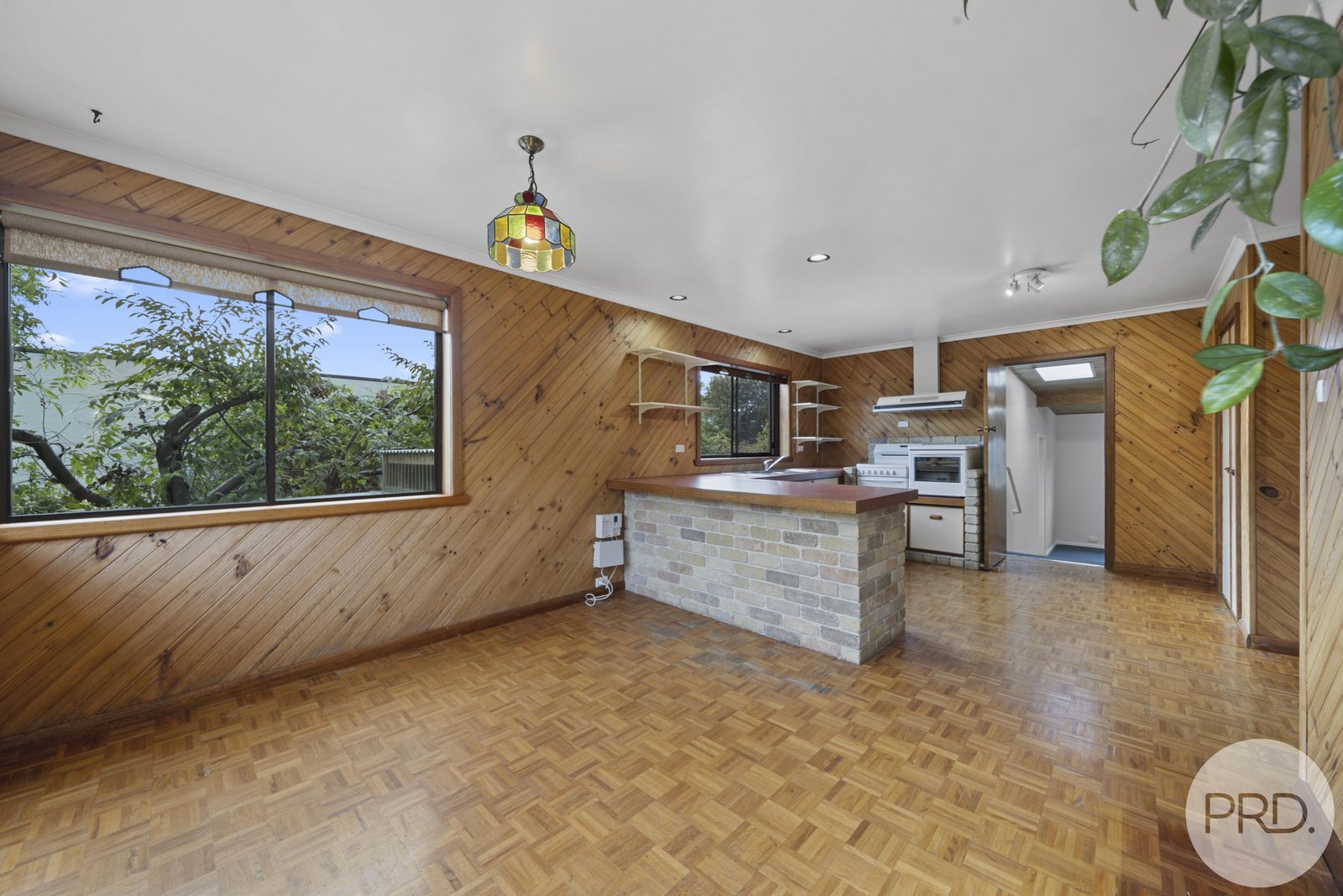 13 Austins Ferry Road AUSTINS FERRY 4