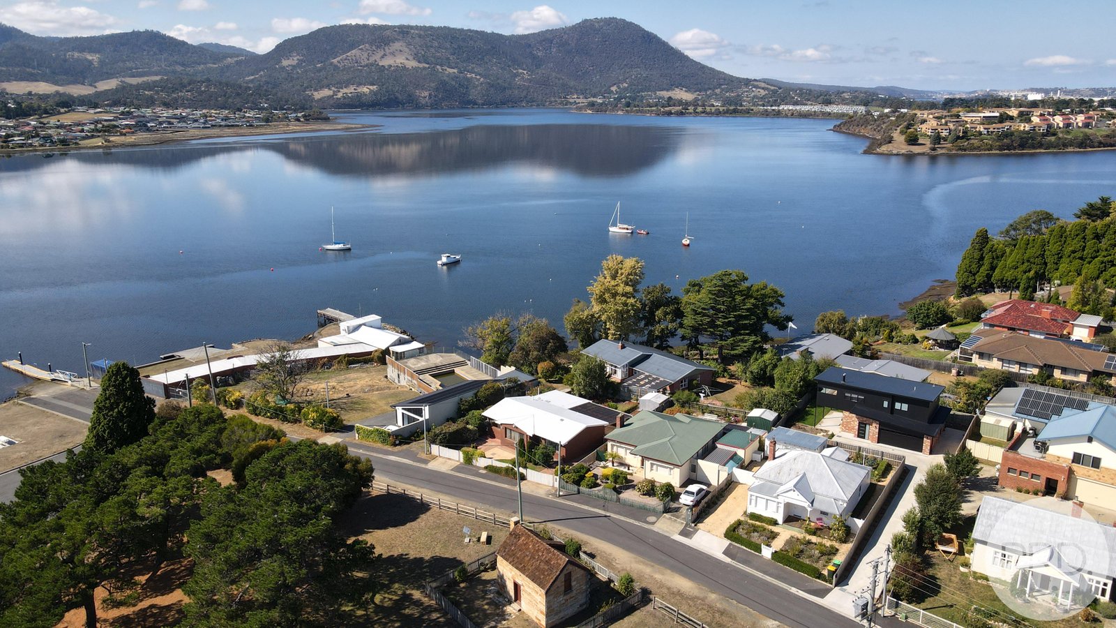 13 Austins Ferry Road AUSTINS FERRY 10