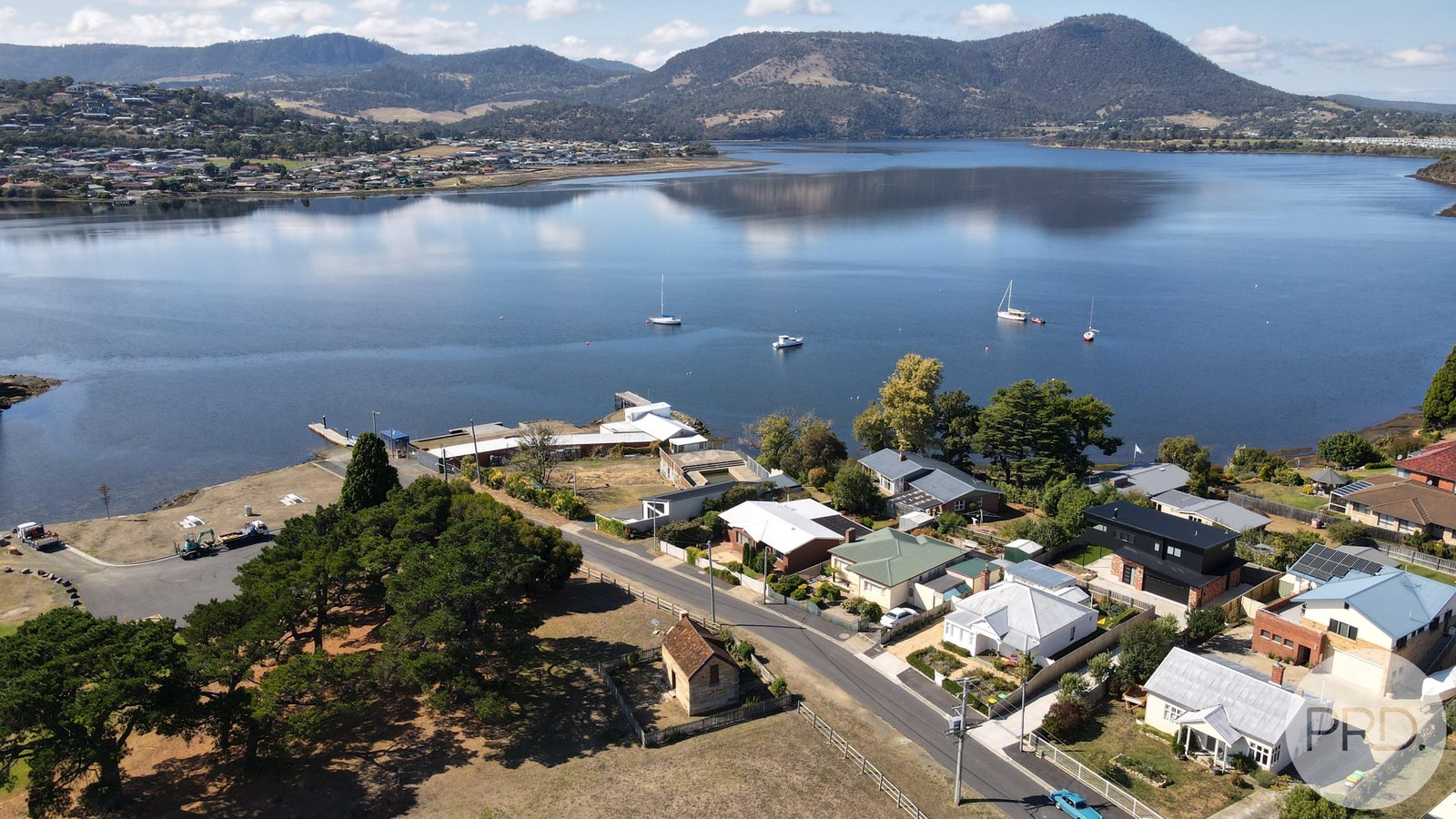 13 Austins Ferry Road AUSTINS FERRY 12