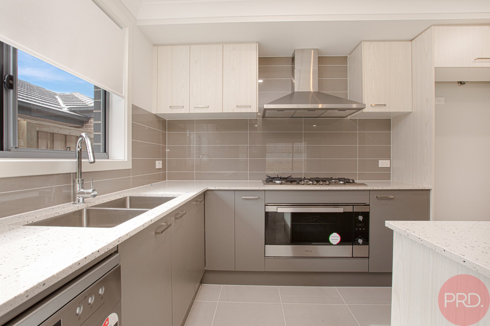 13 Avocet Street ABERGLASSLYN 8