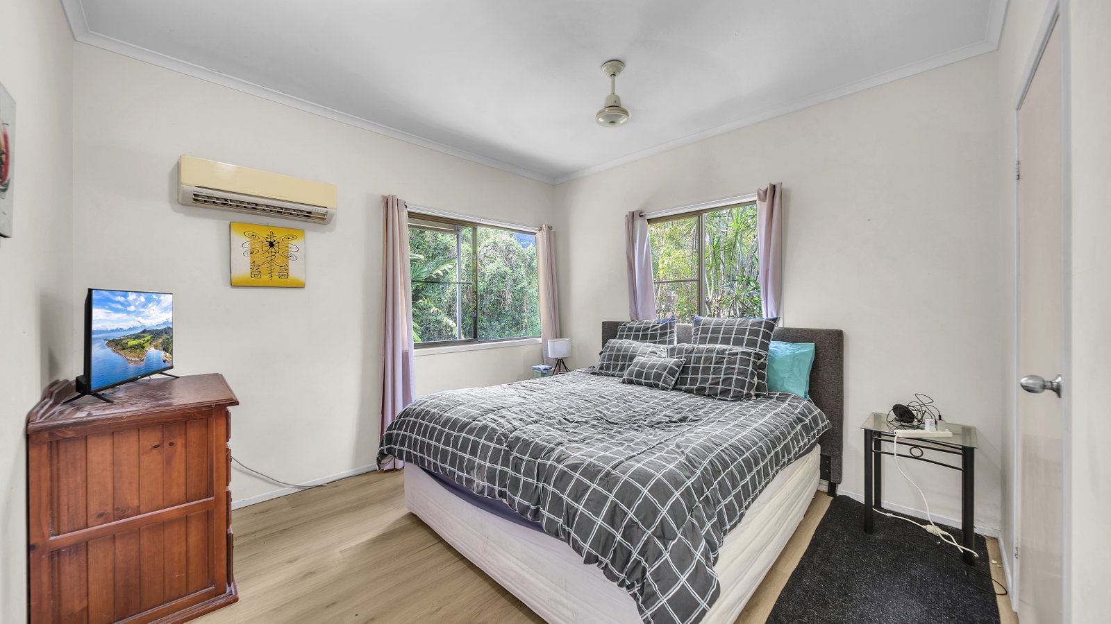 13 Balaka Street CANNONVALE 9