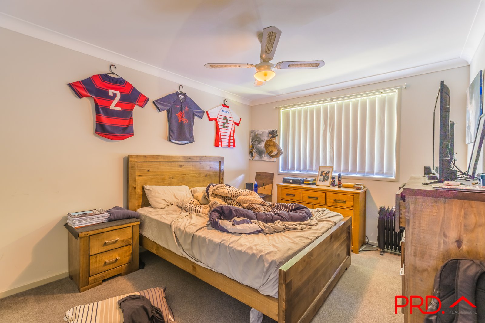 13 Banjos Circuit TAMWORTH 10