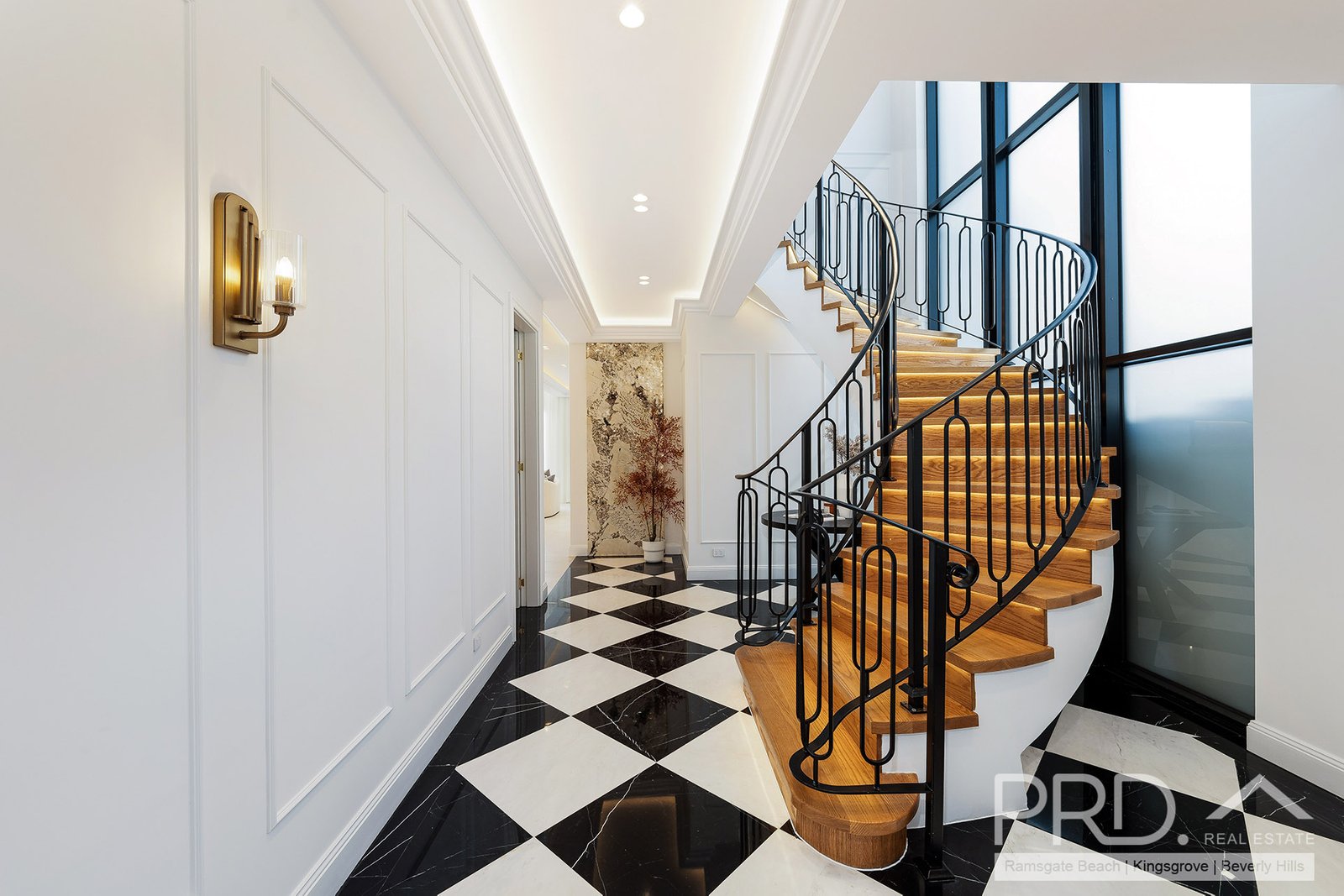 13 Banner Road KINGSGROVE 3