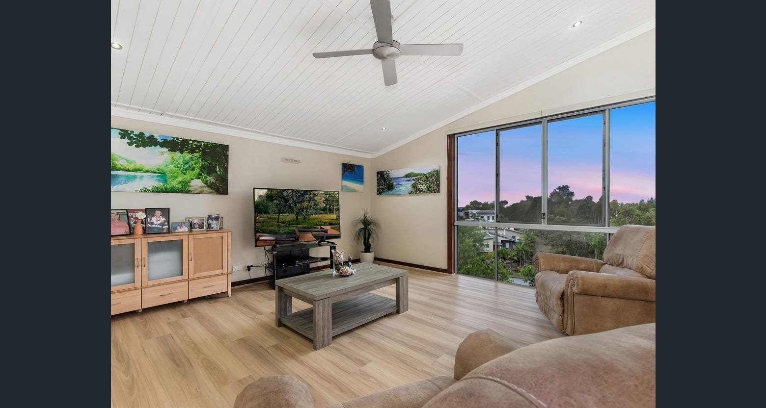 13 Barton Street REEDY CREEK 7