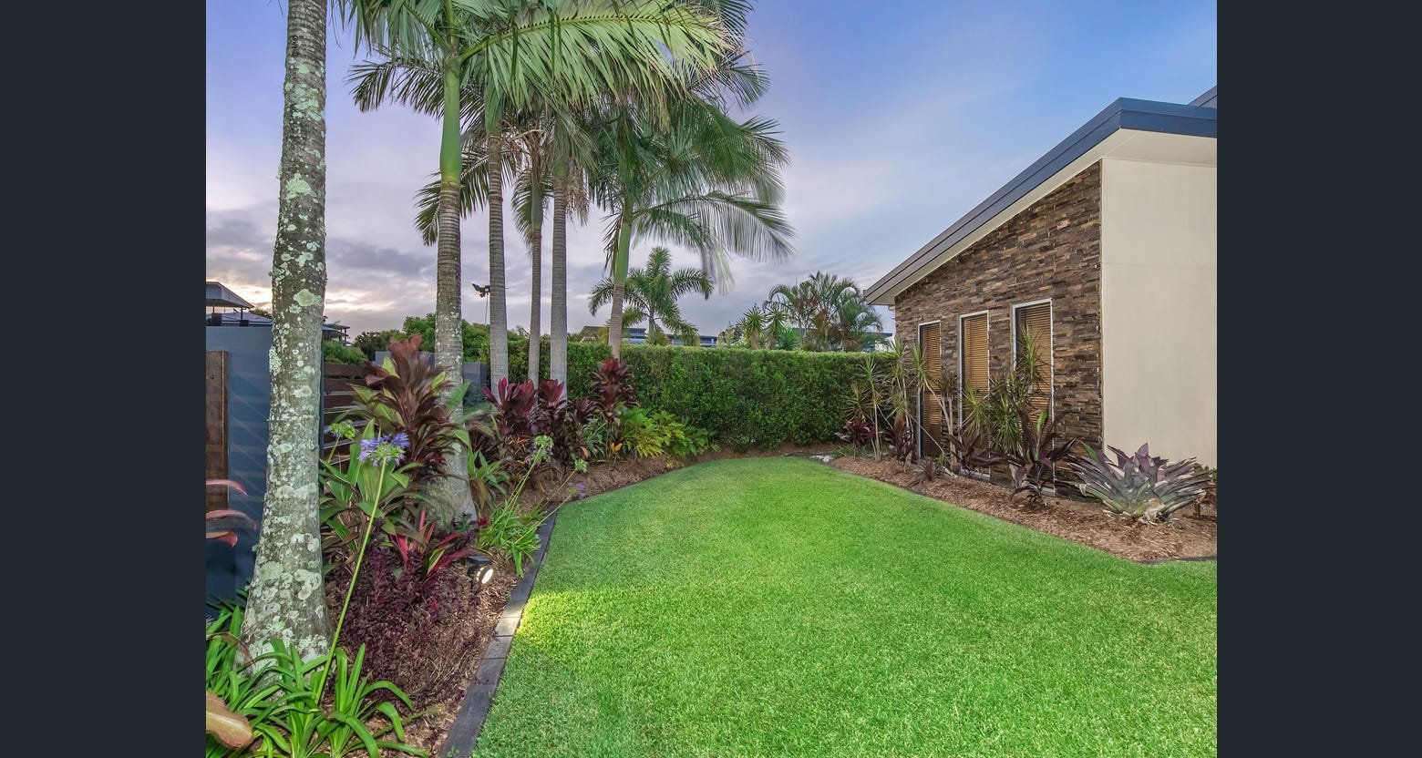 13 Barton Street REEDY CREEK 19