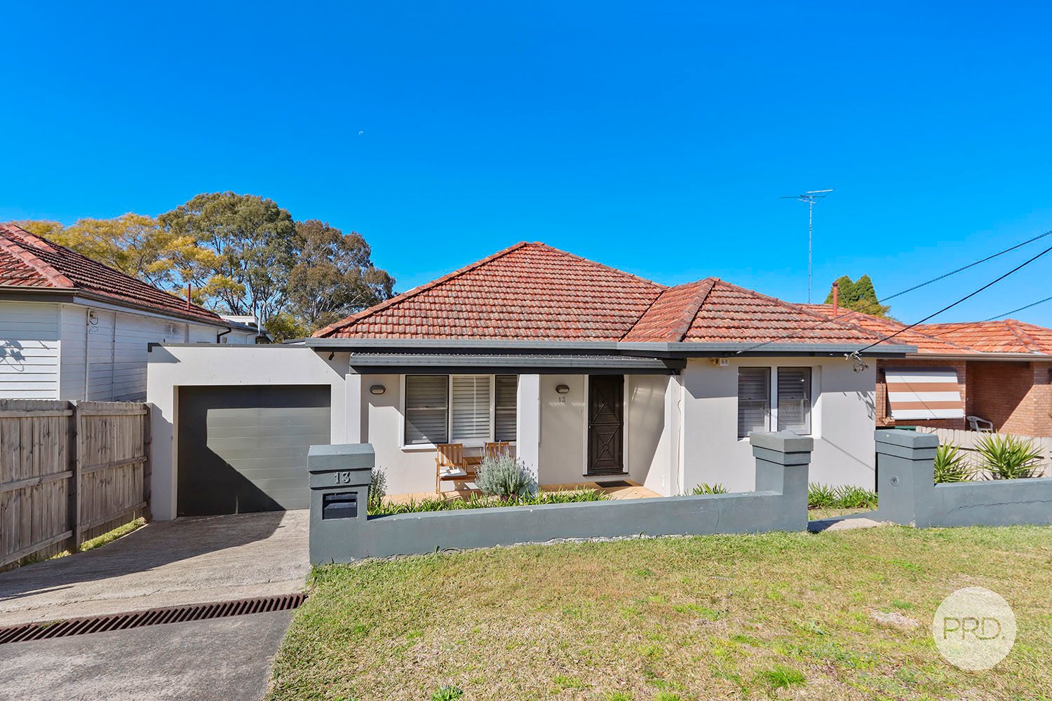 13 Barwon Road MORTDALE 1