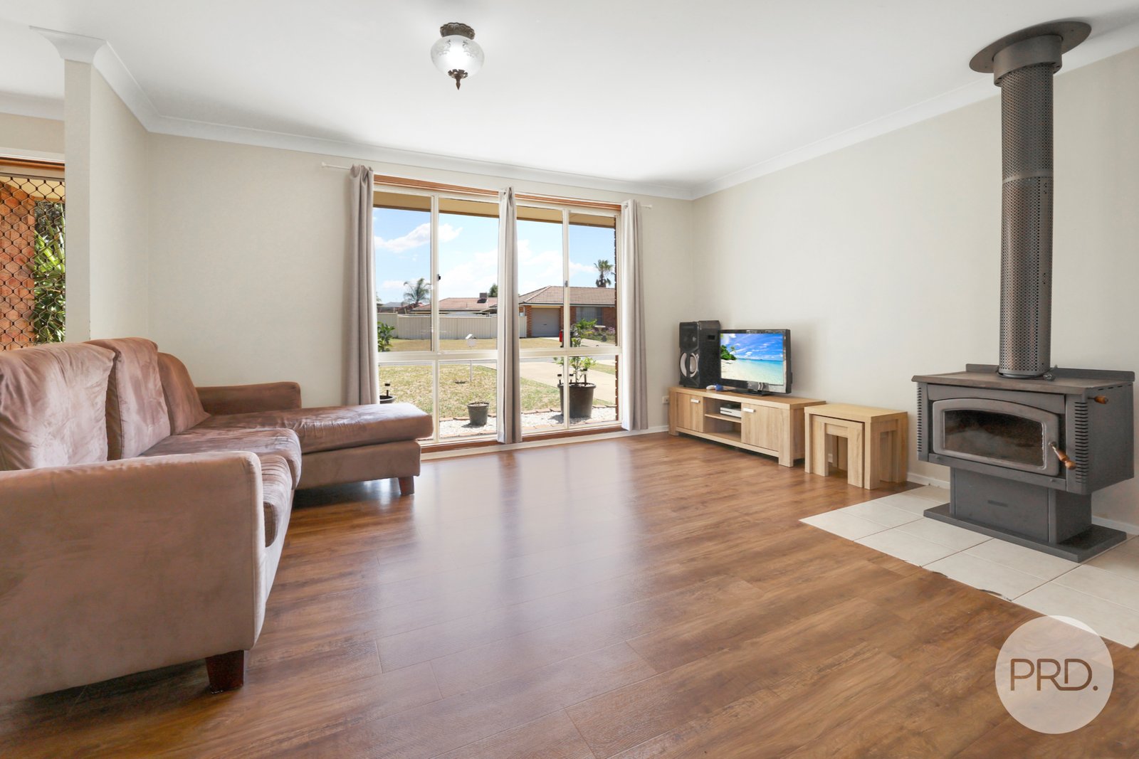 13 Baxter Place TAMWORTH 4