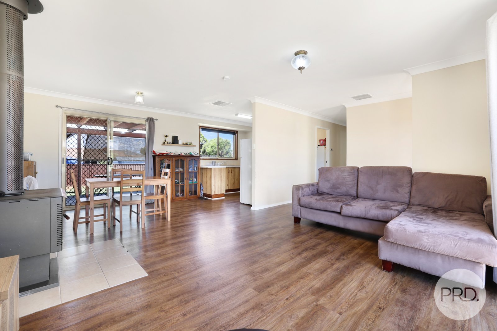 13 Baxter Place TAMWORTH 5