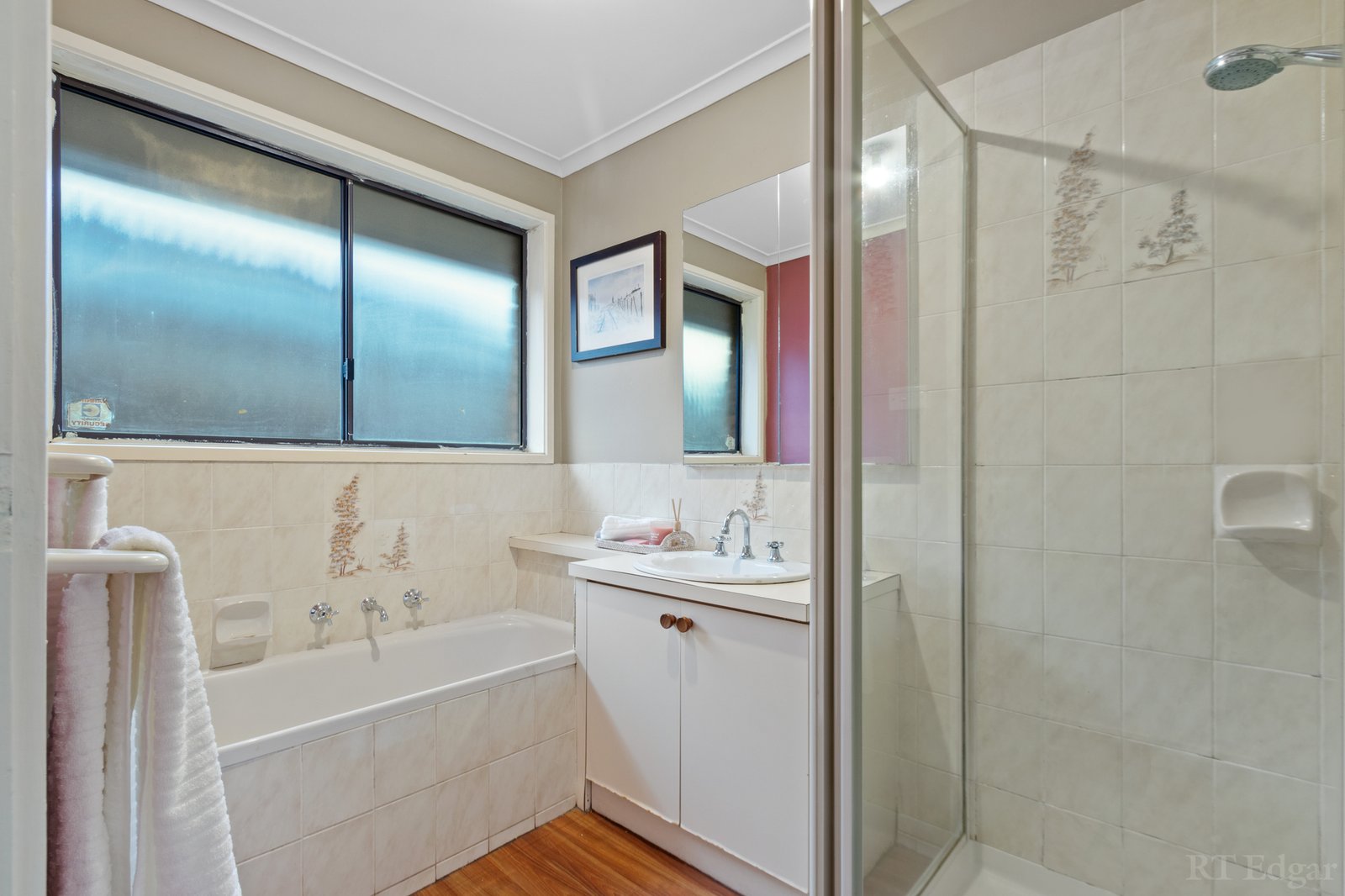 Real Estate and Property in 13 Bayview Crescent, Hoppers Crossing, VIC