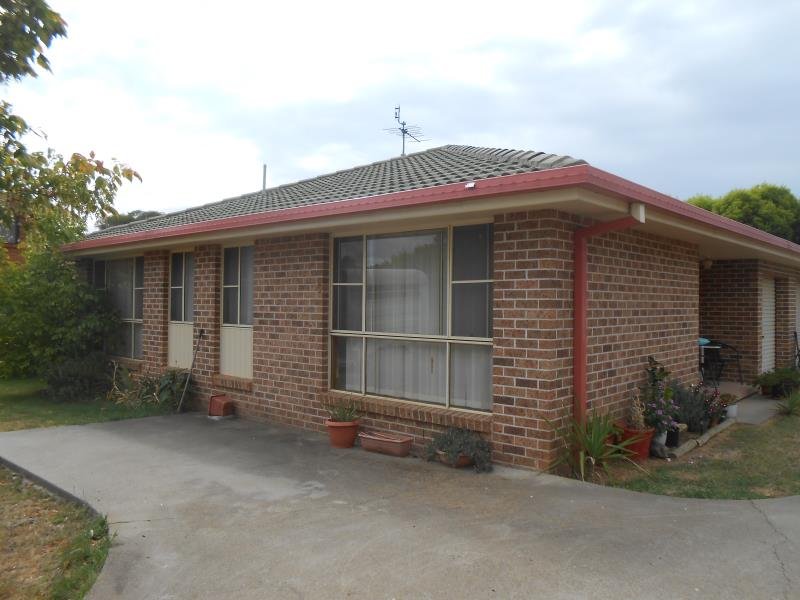 1/3 Belah Close TAMWORTH 2