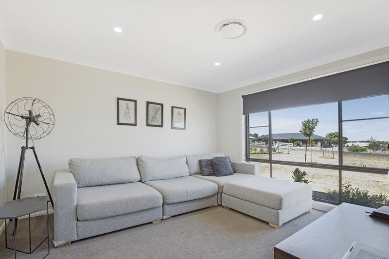 13 Benandarah Court TAMWORTH 4