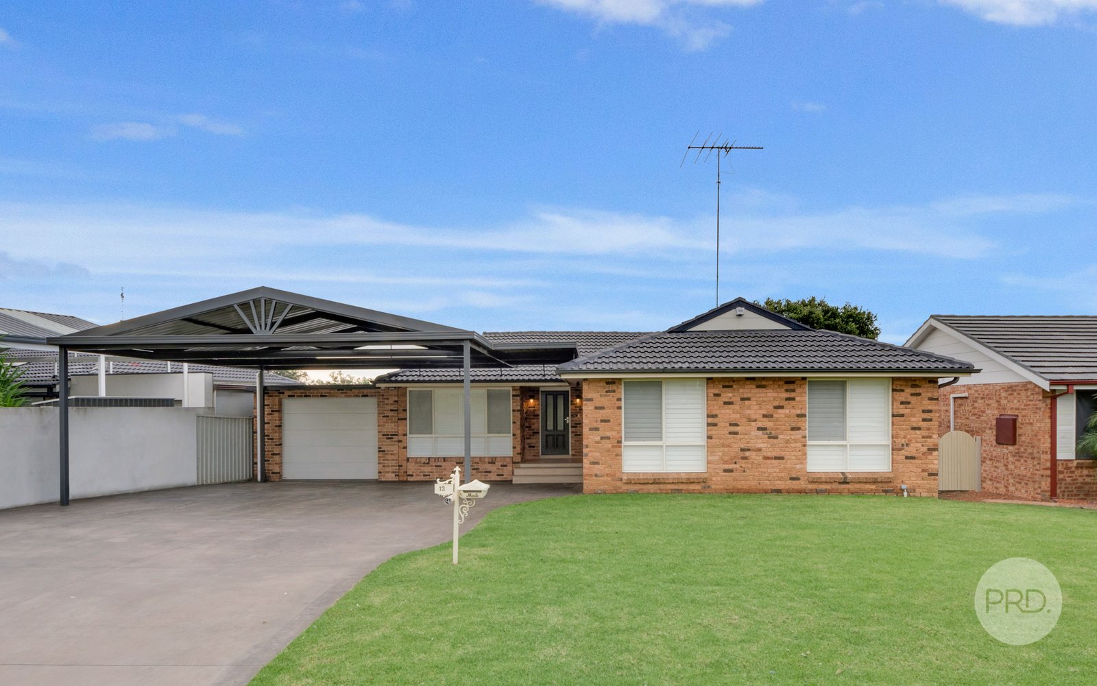 13 Blackford Crescent SOUTH PENRITH 1