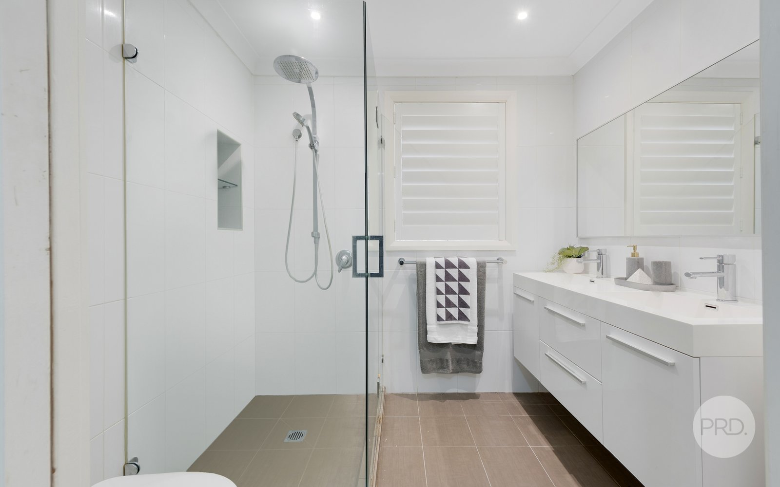 13 Blackford Crescent SOUTH PENRITH 11