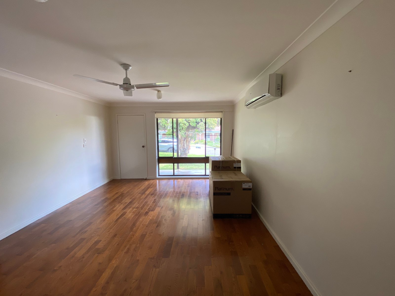 1/3 Blake Place TAMWORTH 3