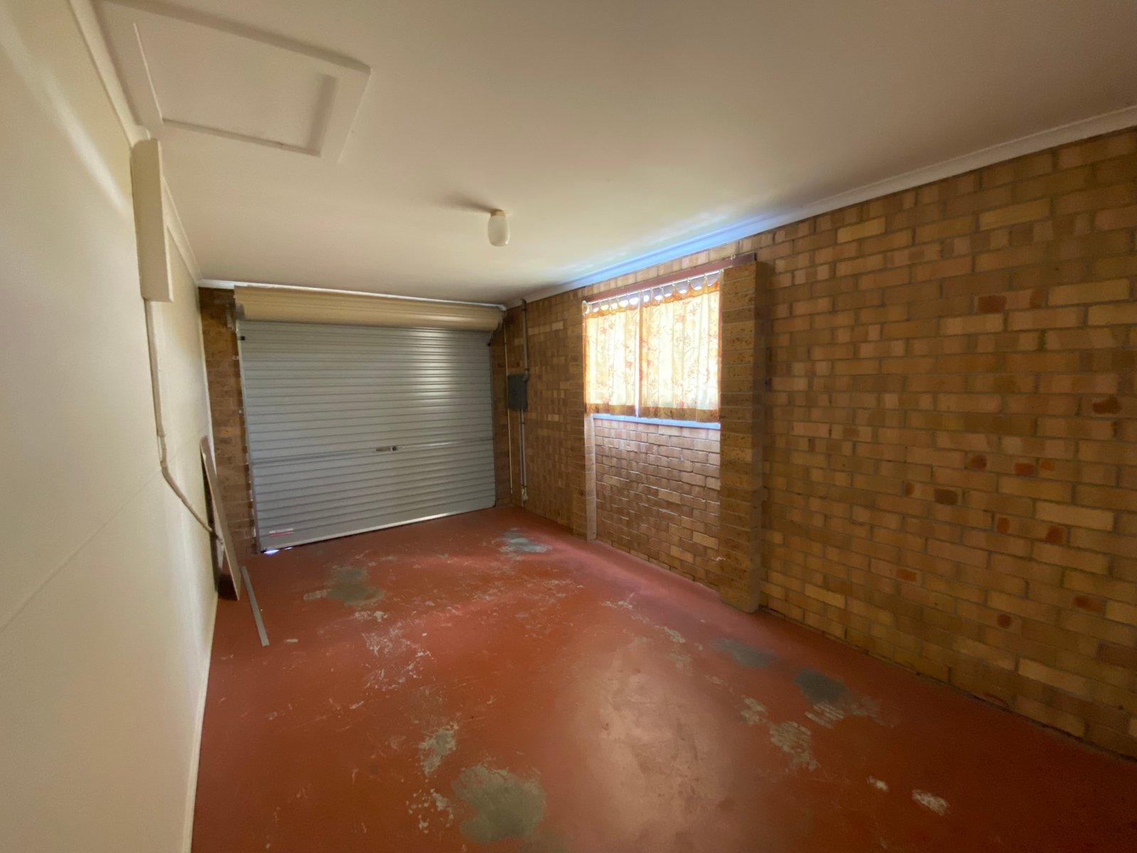 1/3 Blake Place TAMWORTH 9