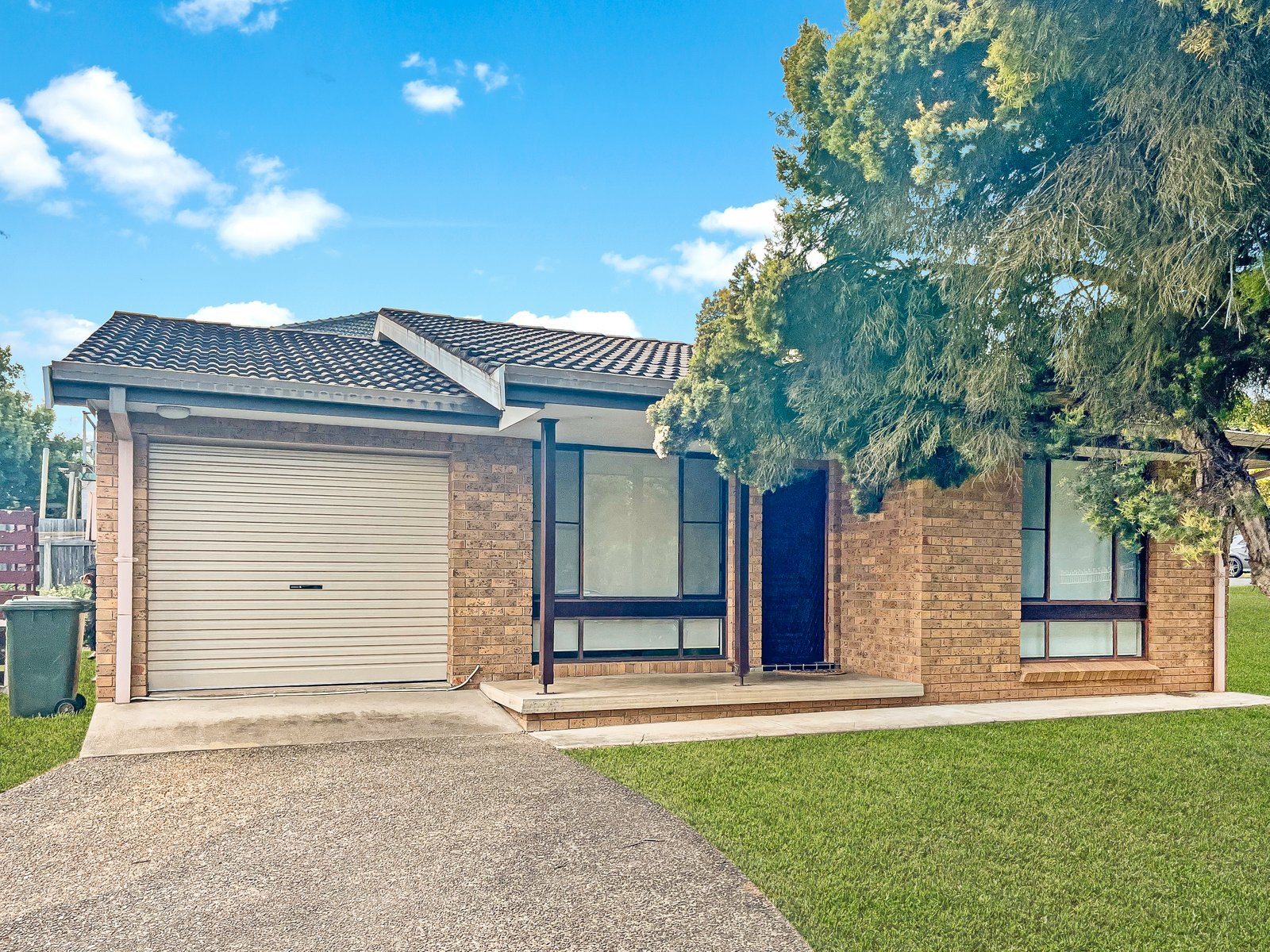 1/3 Blake Place TAMWORTH 1