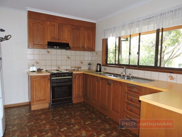 13 Bowman Street TALBINGO 3