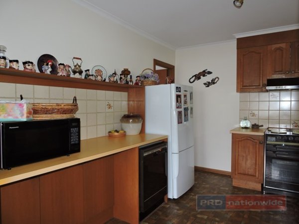 13 Bowman Street TALBINGO 12