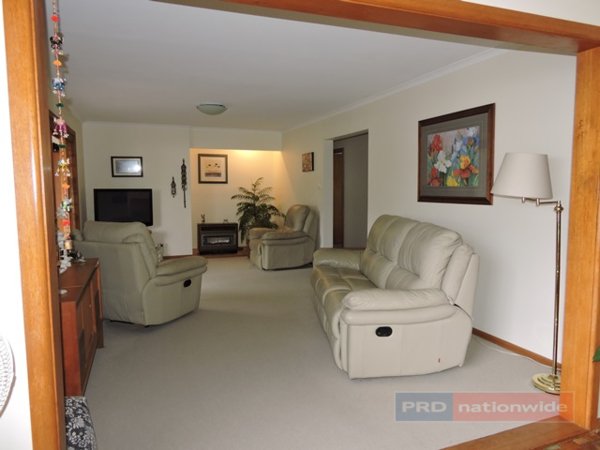 13 Bowman Street TALBINGO 14
