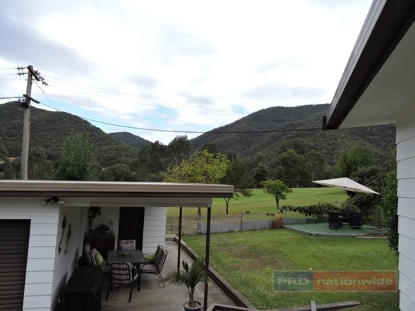13 Bowman Street TALBINGO 18