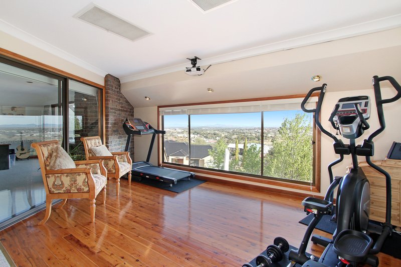 13 Bradley Place TAMWORTH 9