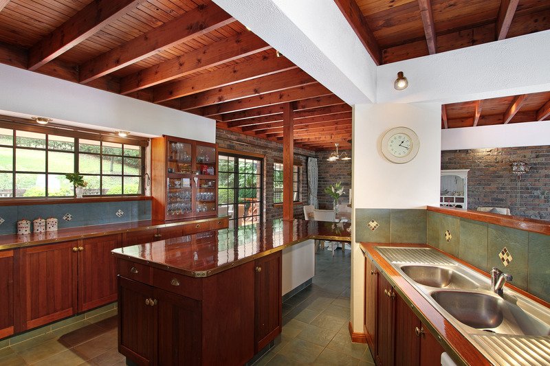 13 Bradley Place TAMWORTH 18