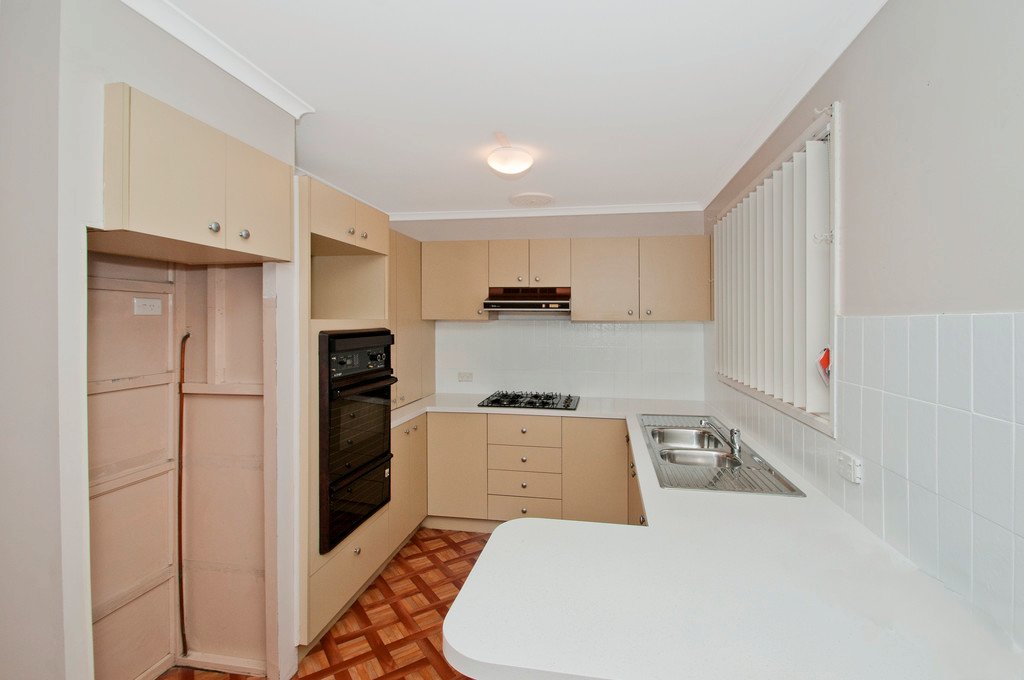 13 Bright Pde  DAPTO 10