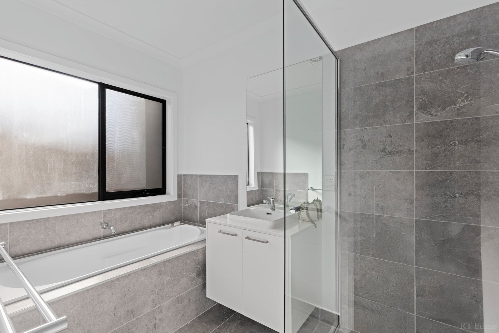 Real Estate and Property in 13 Bronzewing Street, Ocean Grove, VIC