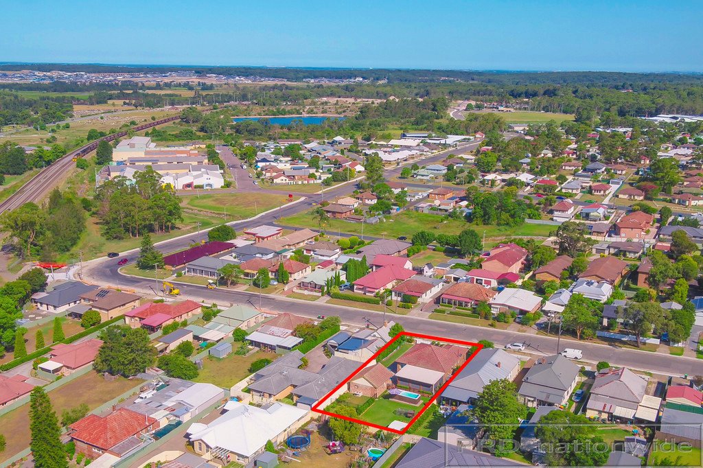 13 Brunswick Street EAST MAITLAND 3