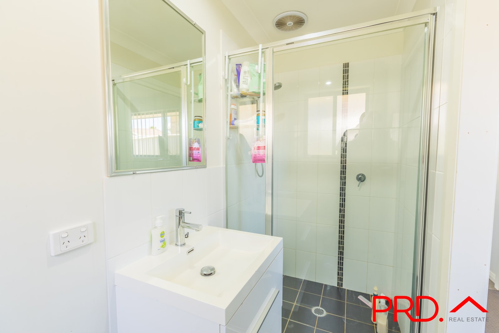 13 Brushbox Grove TAMWORTH 14