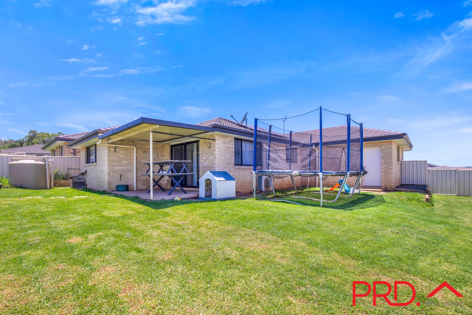 13 Brushbox Grove TAMWORTH 19