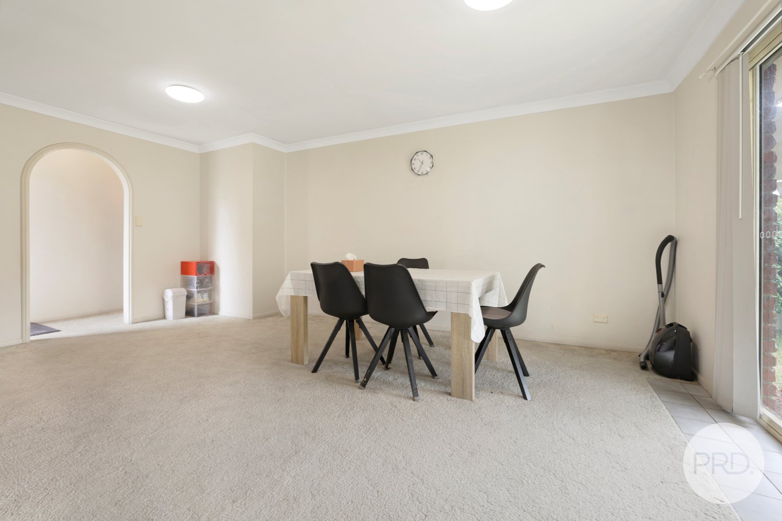 13 Bryan Street TAMWORTH 15