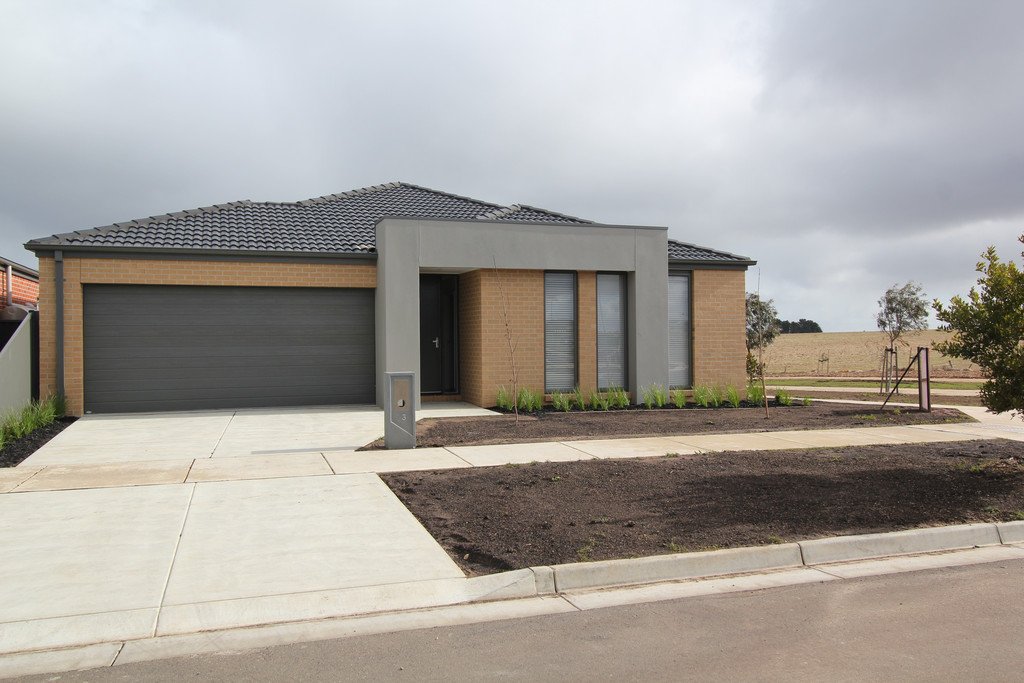 13 Buchanan Drive Lucas 1