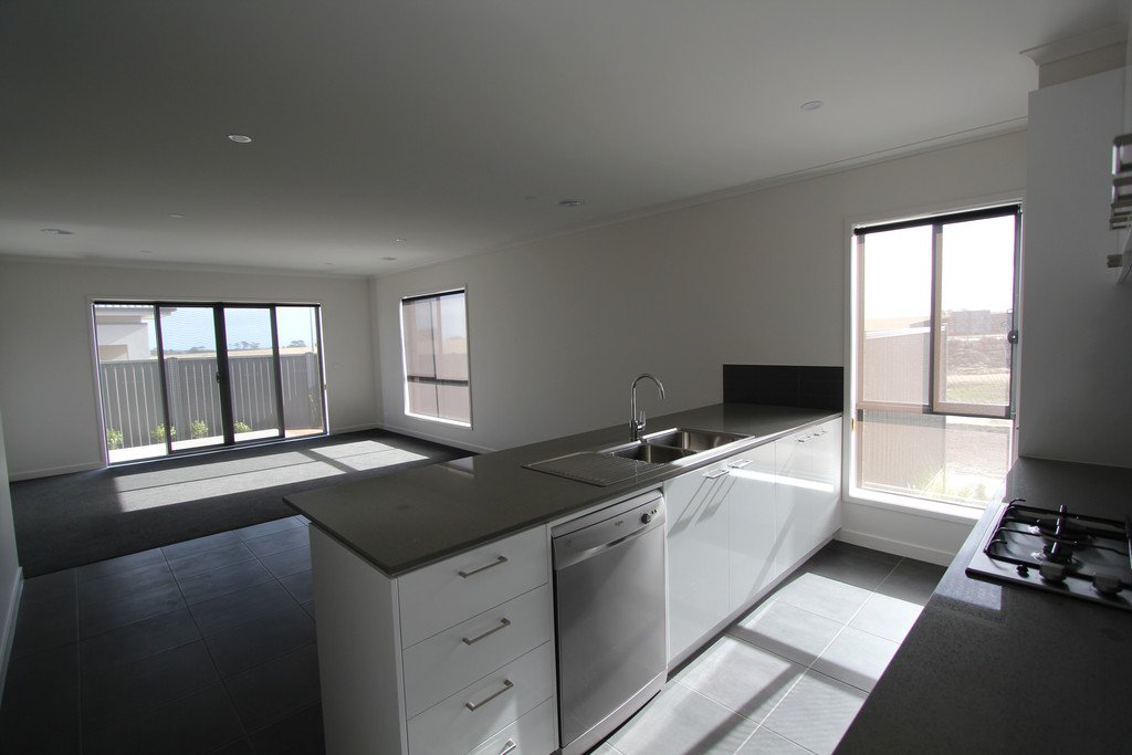 13 Buchanan Drive Lucas 4