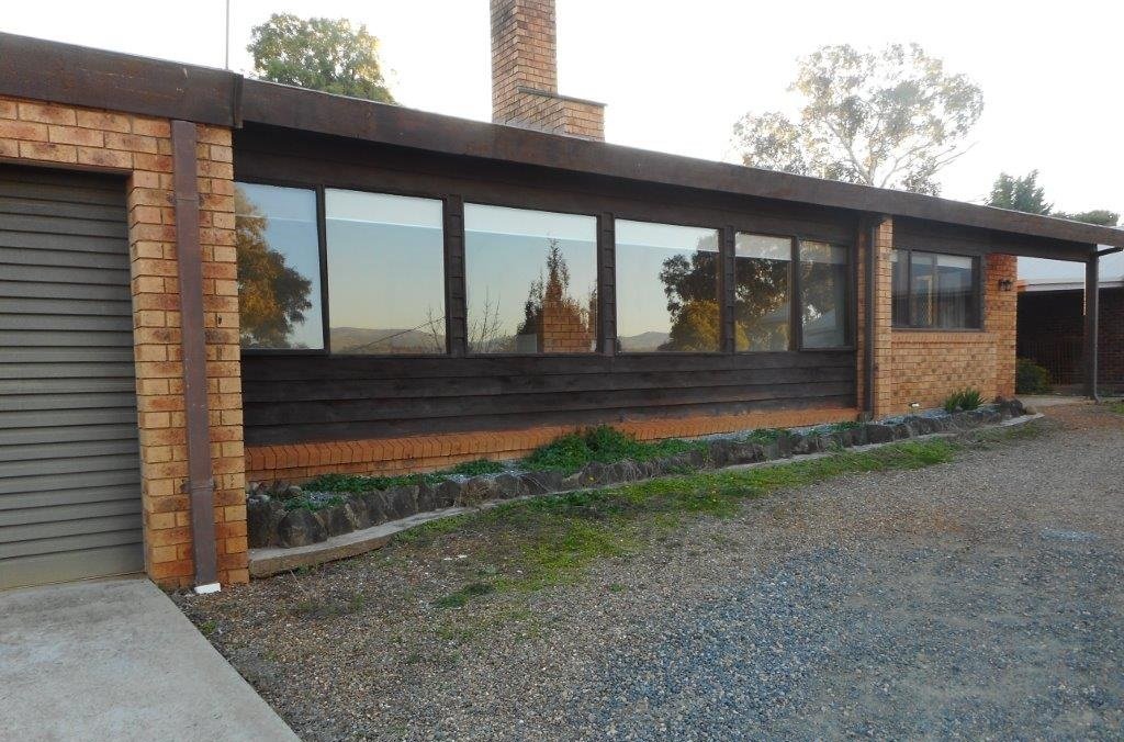 13 Bundara Cres  TUMUT 1