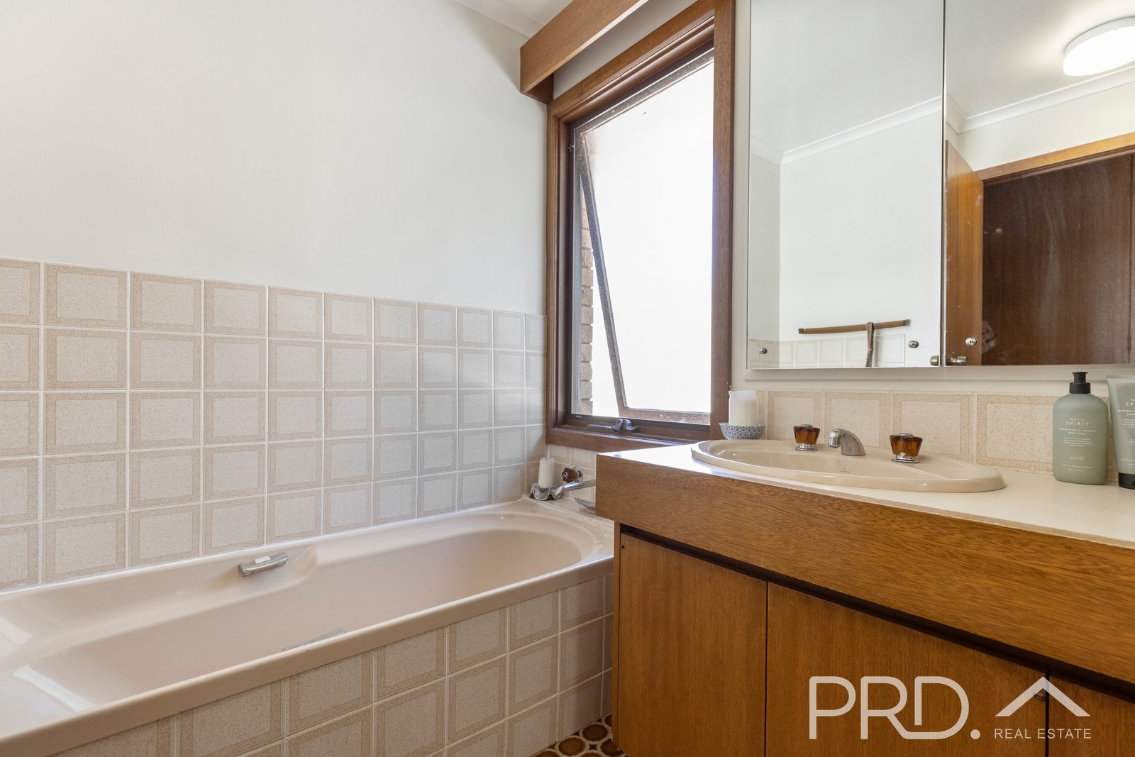 13 Bundara Crescent TUMUT 10