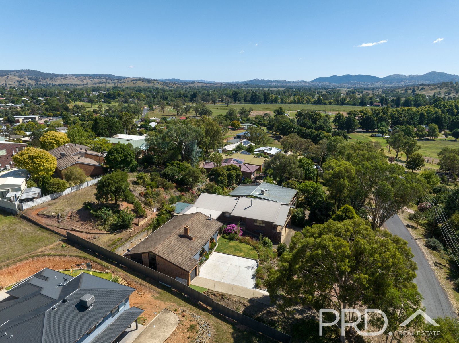 13 Bundara Crescent TUMUT 16