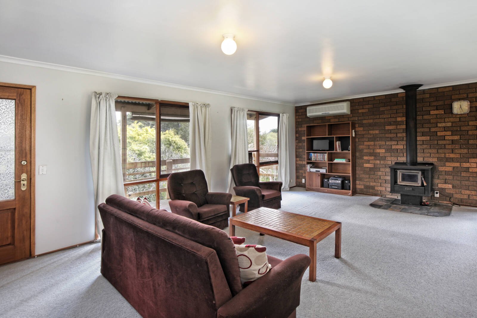 Real Estate and Property in 13 Campaspe Drive, Woodend, VIC