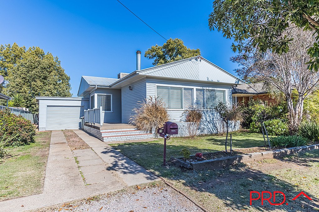 13 Campbell Street TAMWORTH 2