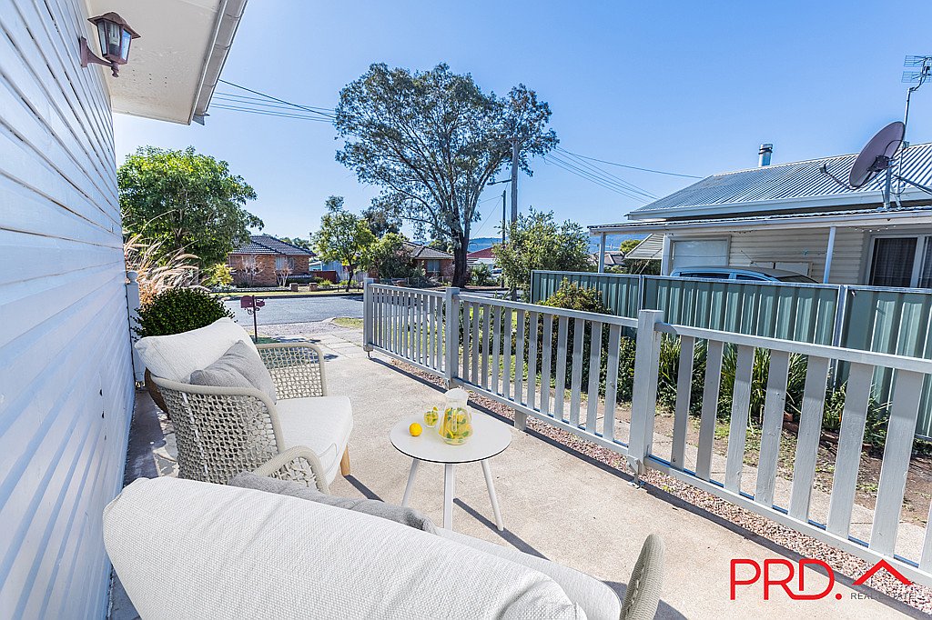 13 Campbell Street TAMWORTH 3