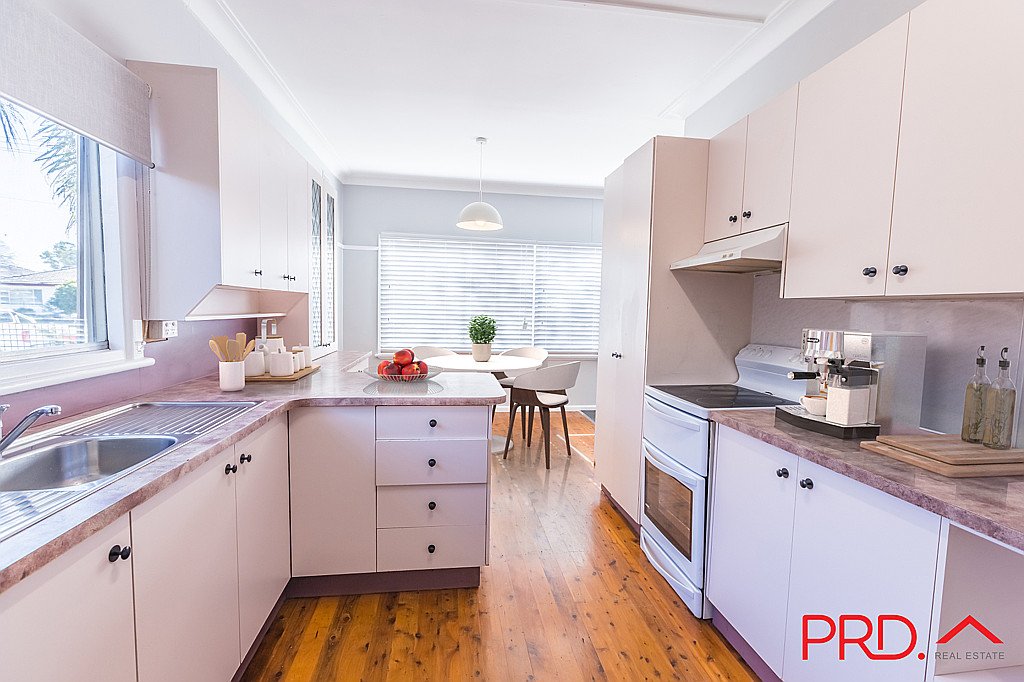 13 Campbell Street TAMWORTH 7