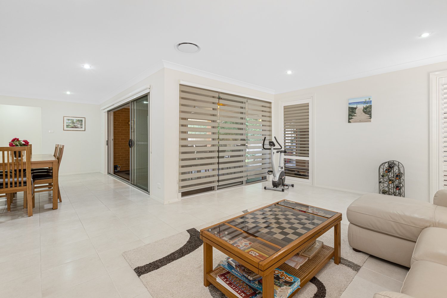 13 Carlisle Place MORPETH 12