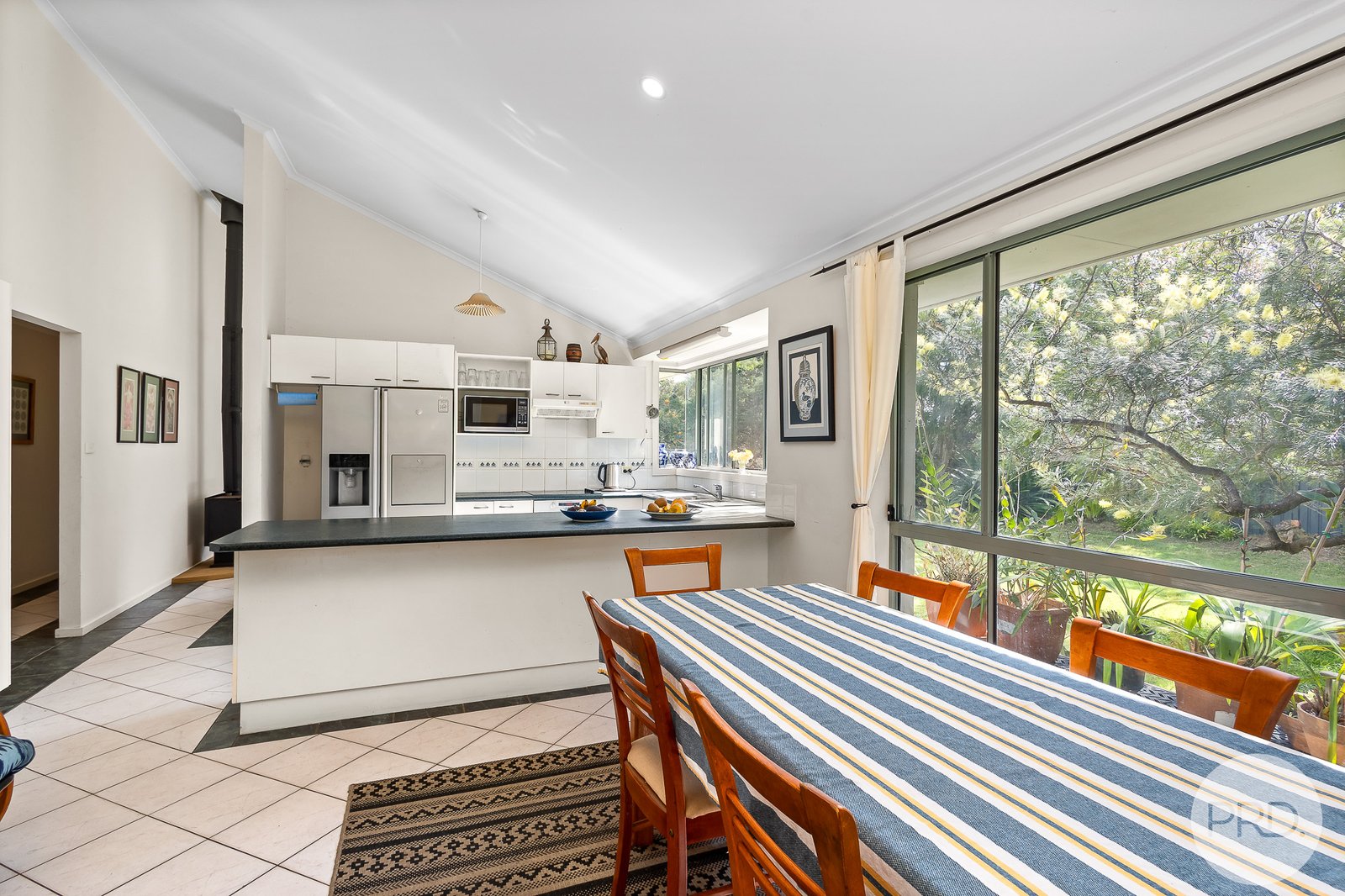 13 Casuarina Close ONE MILE 8