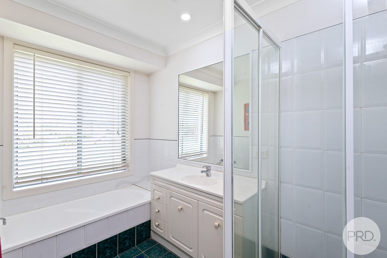 13 Casuarina Close ONE MILE 12