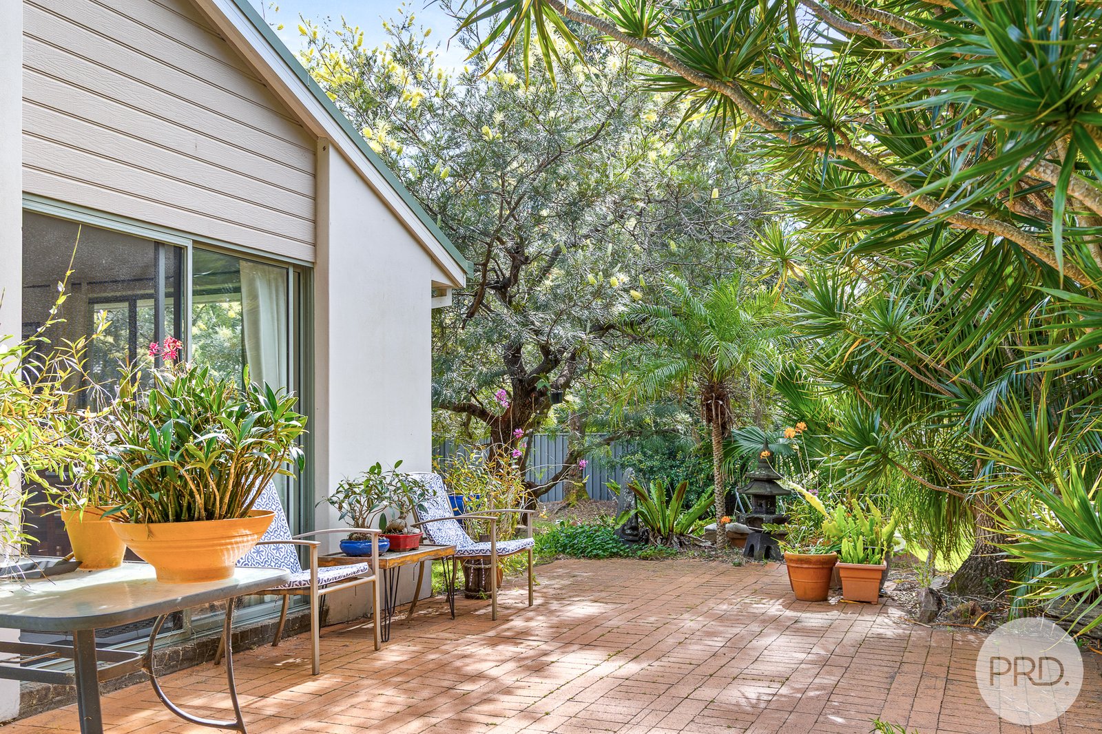 13 Casuarina Close ONE MILE 18