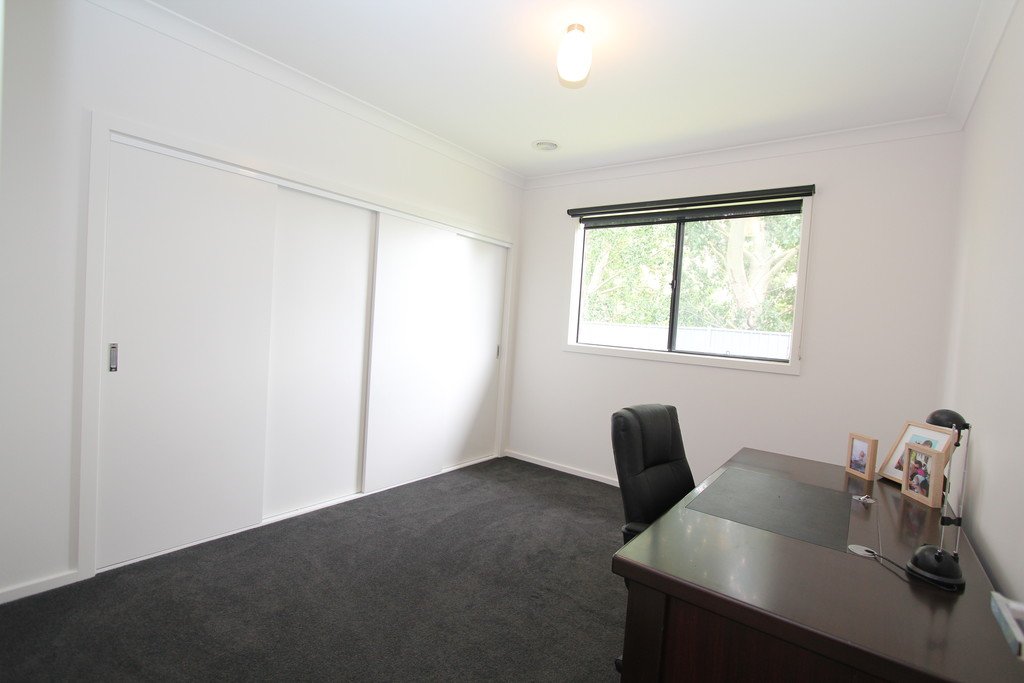 13 Chamberlain Street BALLARAT EAST 9