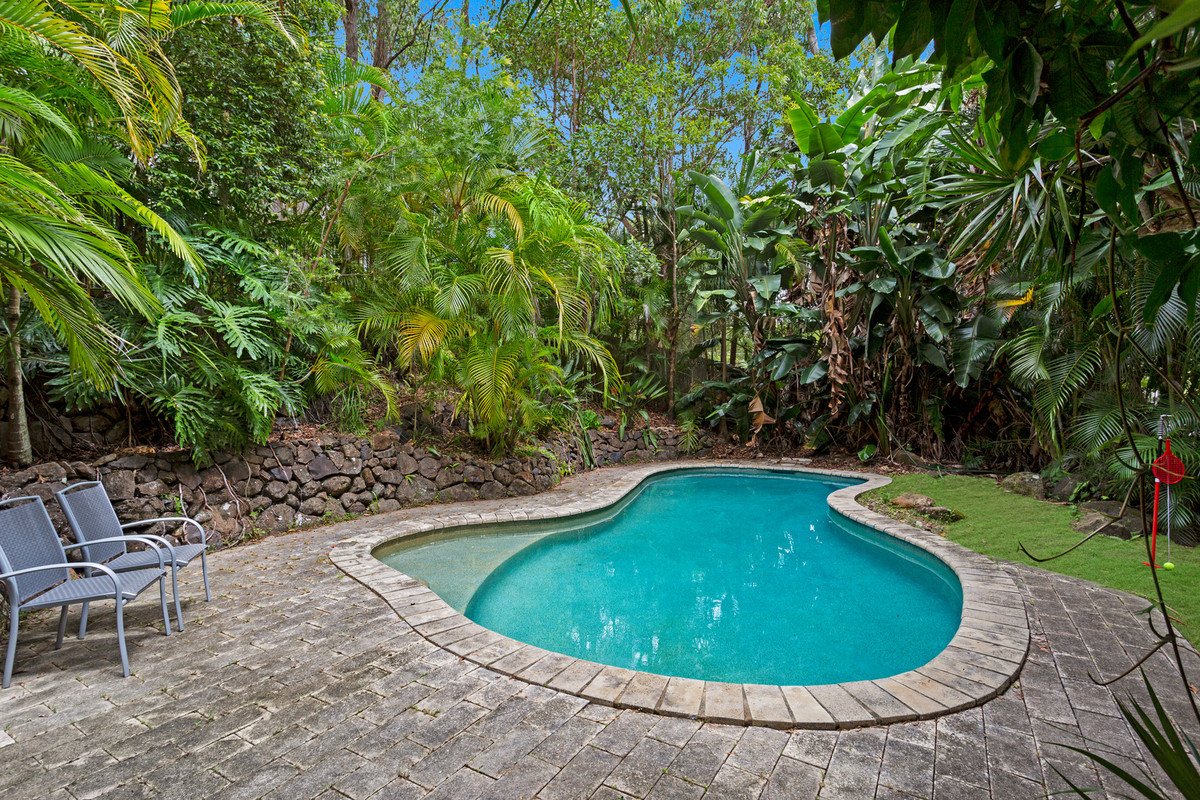 13 Cheshire Grove Elanora 14